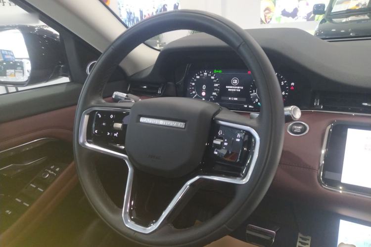 Used Land Rover Range Evoque 2021 Range Rover Velar L 249PS R-Dynamic First Edition Steering Wheel