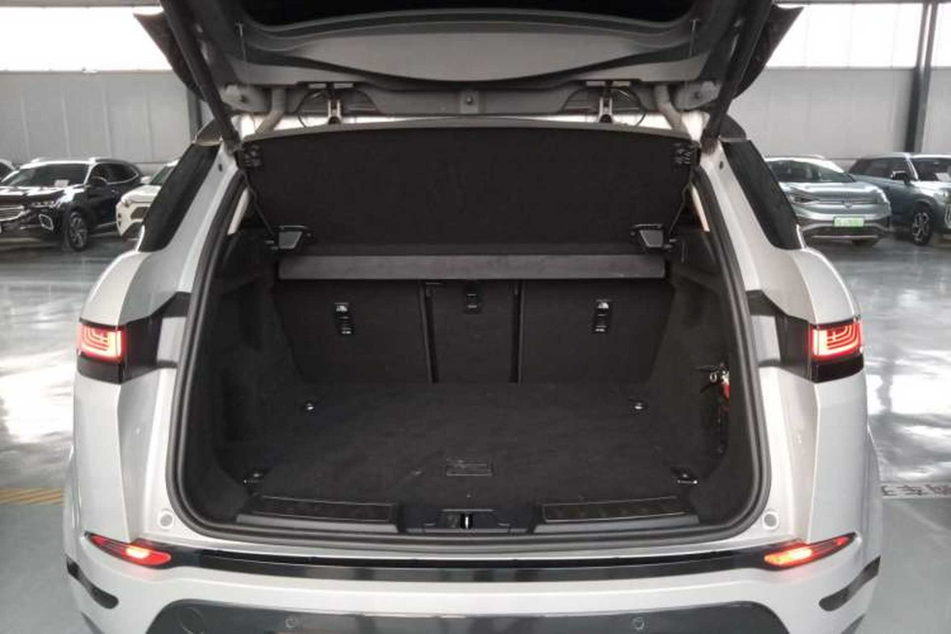 Used Land Rover Range Evoque 2021 Range Rover Velar 249 PS R-Dynamic S Performance Edition Trunk