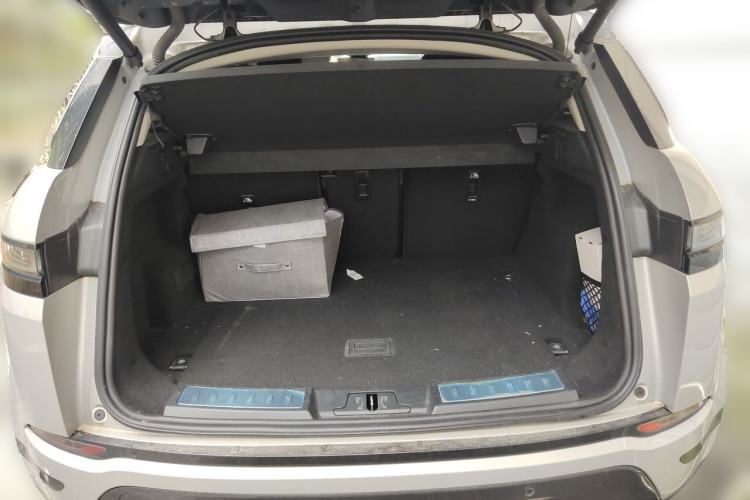 Used Land Rover Range Evoque 2021 Range Rover Velar L 249PS R-Dynamic First Edition Trunk