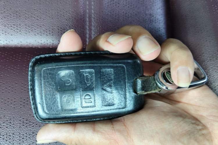 Used Land Rover Range Evoque 2021 Range Rover Velar L 249PS R-Dynamic First Edition Vehicle Key