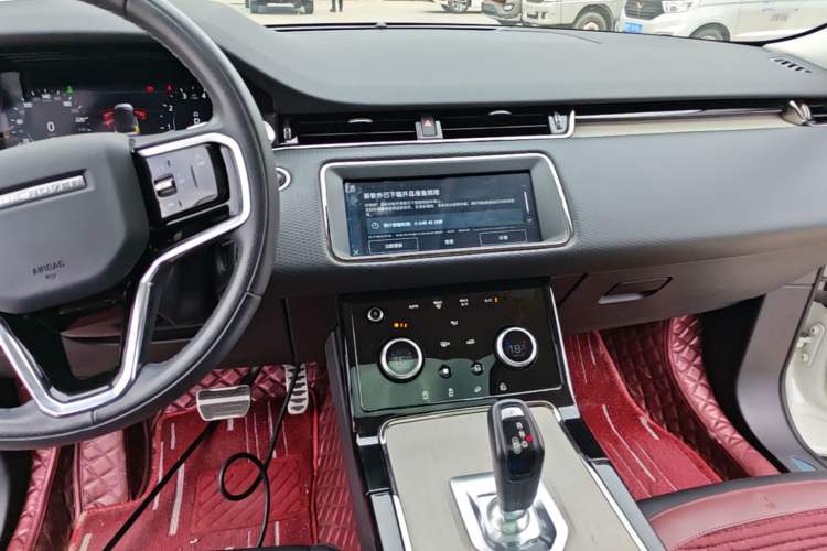 Used Land Rover Range Evoque 2021 Range Rover Velar 249 PS R-Dynamic S Performance Edition Audio And AC Panel
