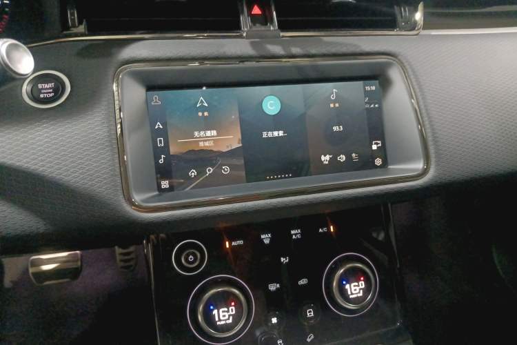 Used Land Rover Range Evoque 2021 Range Rover Velar 249 PS R-Dynamic S Performance Edition Audio And AC Panel