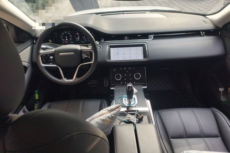 Used Land Rover Range Evoque 2021 Range Rover Evoque 200 PS R-Dynamic Standard Elite Edition Center Console