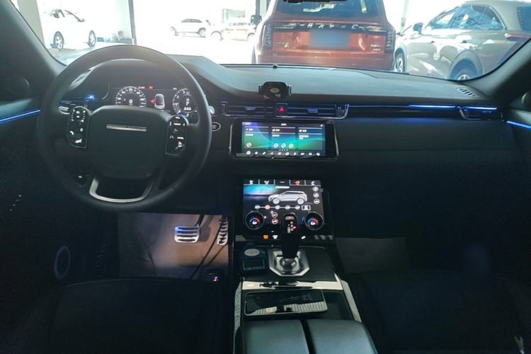 Used Land Rover Range Evoque 2021 Range Rover Velar 249 PS R-Dynamic S Performance Edition Center Console