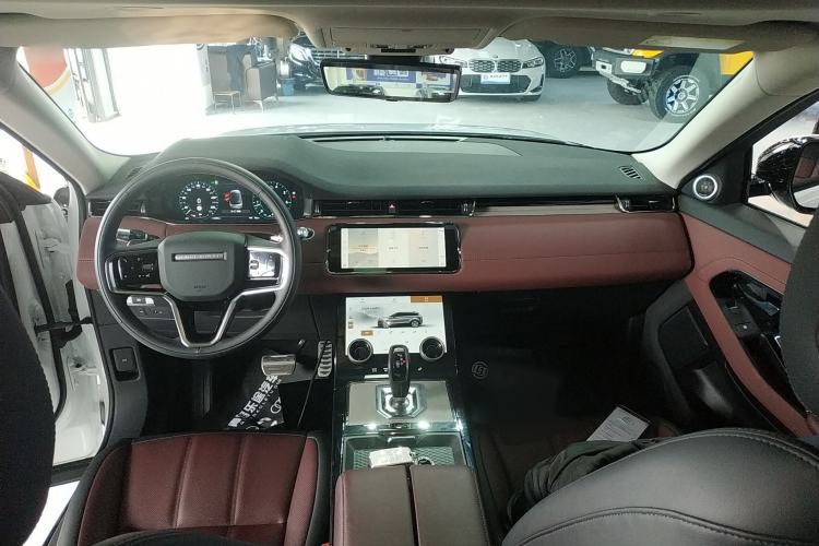 Used Land Rover Range Evoque 2021 Range Rover Velar 249 PS R-Dynamic HSE Luxury Edition Center Console