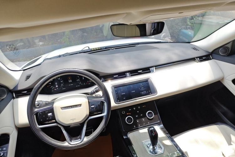Used Land Rover Range Evoque 2021 Range Rover Velar 249 PS R-Dynamic S Performance Edition Center Console