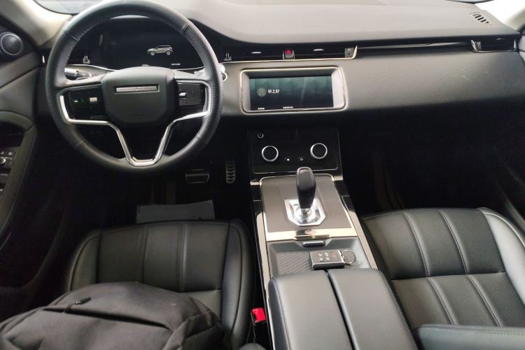 Used Land Rover Range Evoque 2021 Range Rover Evoque 200 PS R-Dynamic Standard Elite Edition Center Console
