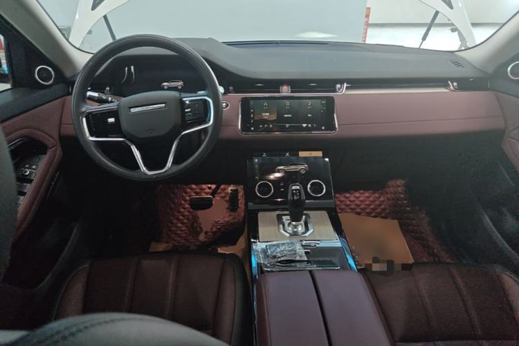Used Land Rover Range Evoque 2021 Range Rover L 249 PS R-Dynamic SE Luxury Edition Center Console