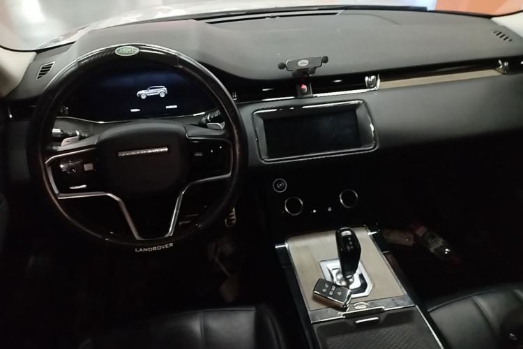 Used Land Rover Range Evoque 2021 Range Rover Velar 249 PS R-Dynamic S Performance Edition Center Console