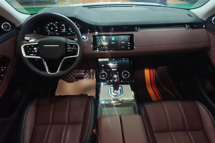 Used Land Rover Range Evoque 2021 Range Rover L 249 PS R-Dynamic SE Luxury Edition Center Console