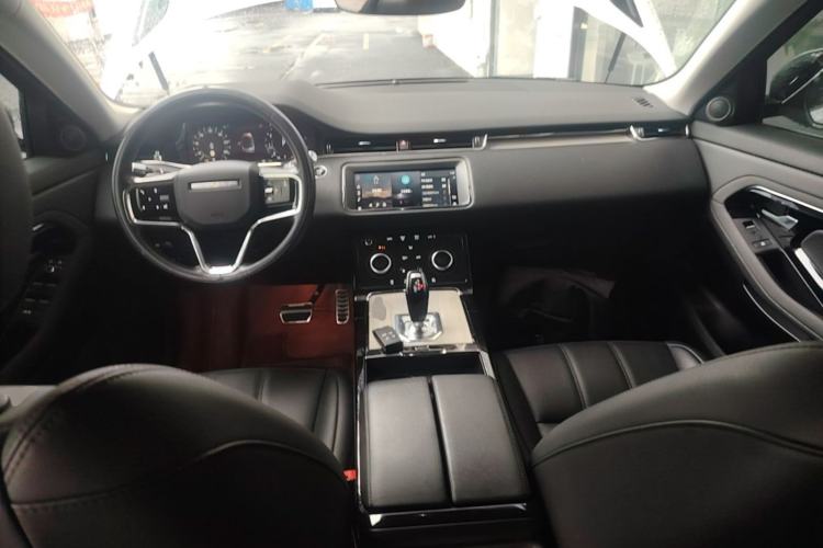 Used Land Rover Range Evoque 2021 Range Rover Velar L 249PS R-Dynamic First Edition Center Console