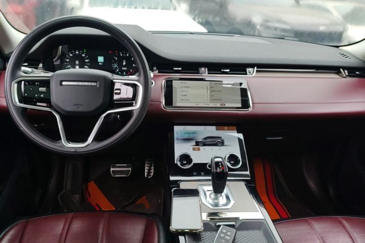 Used Land Rover Range Evoque 2021 Range Rover L 249 PS R-Dynamic SE Luxury Edition Center Console