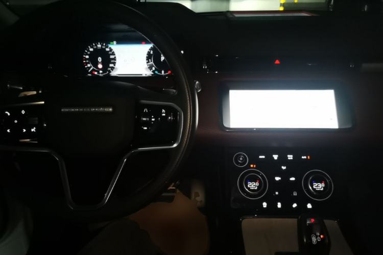Used Land Rover Range Evoque 2021 Range Rover Velar 249 PS R-Dynamic S Performance Edition Center Console