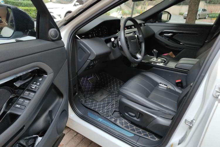 Used Land Rover Range Evoque 2021 Range Rover Velar 249 PS R-Dynamic S Performance Edition Driver Seat
