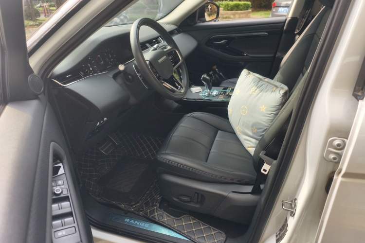 Used Land Rover Range Evoque 2021 Range Rover Evoque 200 PS R-Dynamic Standard Elite Edition Driver Seat