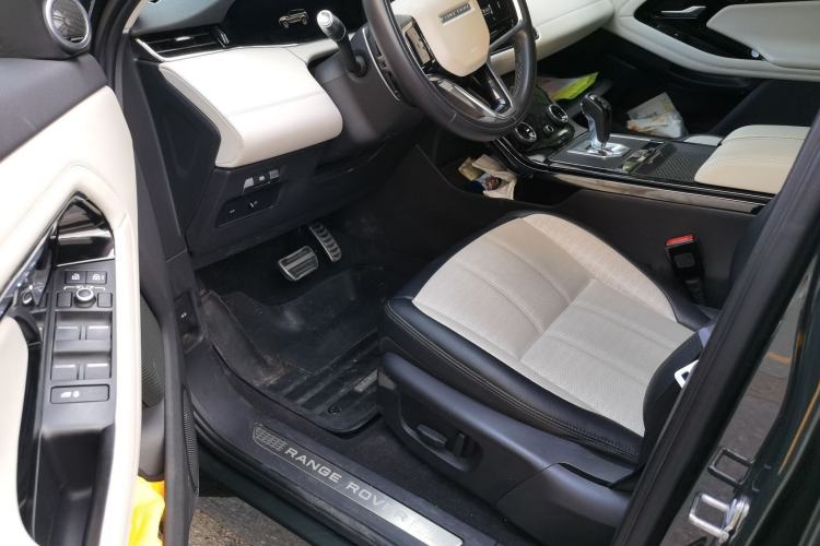 Used Land Rover Range Evoque 2021 Range Rover Velar L 249PS R-Dynamic First Edition Driver Seat