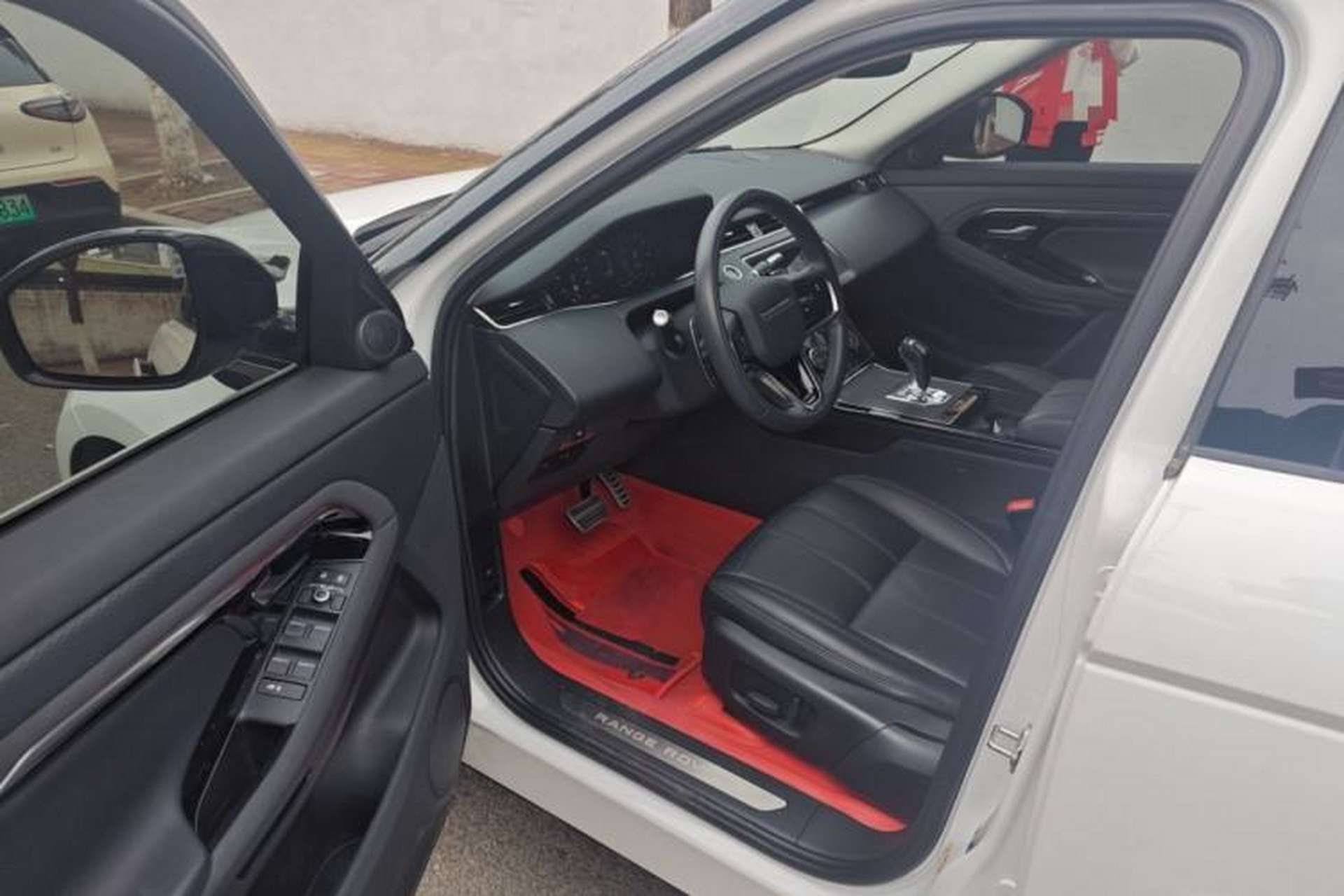 Used Land Rover Range Evoque 2021 Range Rover Evoque 200 PS R-Dynamic Standard Elite Edition Driver Seat