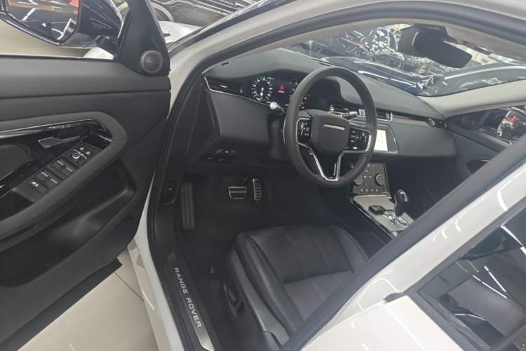 Used Land Rover Range Evoque 2021 Range Rover Velar 249 PS R-Dynamic S Performance Edition Driver Seat