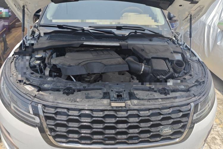 Used Land Rover Range Evoque 2021 Range Rover L 249 PS R-Dynamic SE Luxury Edition Engine Bay