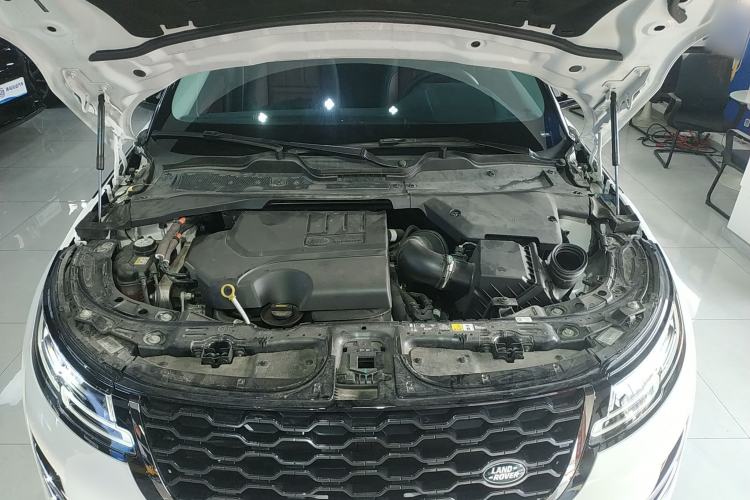 Used Land Rover Range Evoque 2021 Range Rover Velar 249 PS R-Dynamic HSE Luxury Edition Engine Bay