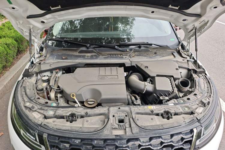 Used Land Rover Range Evoque 2021 Range Rover Evoque 200 PS R-Dynamic Standard Elite Edition Engine Bay