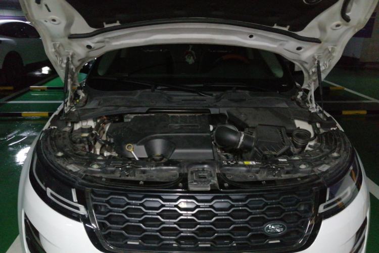 Used Land Rover Range Evoque 2021 Range Rover L 249 PS R-Dynamic SE Luxury Edition Engine Bay
