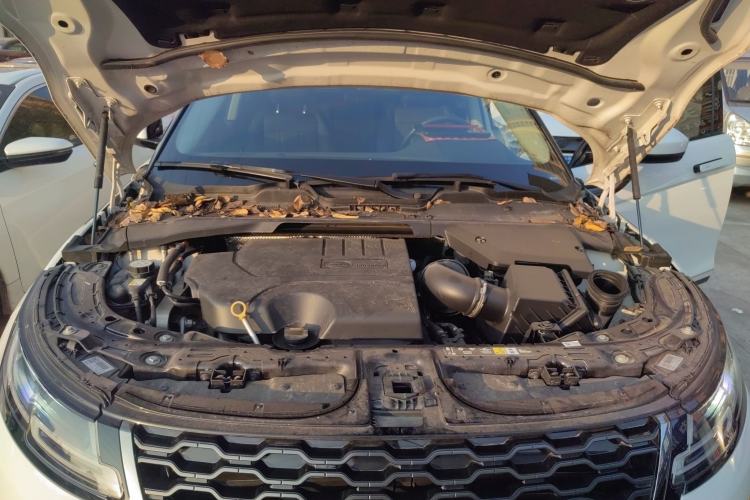 Used Land Rover Range Evoque 2021 Range Rover Velar 249 PS R-Dynamic S Performance Edition Engine Bay