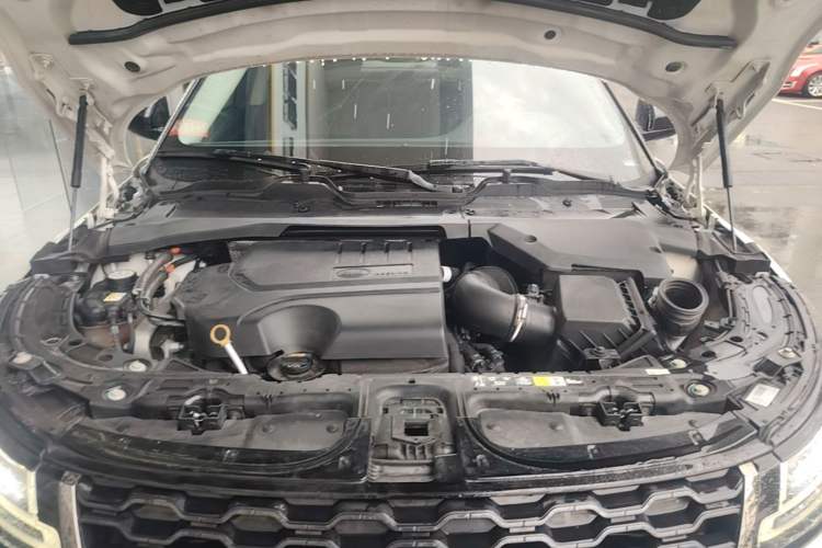 Used Land Rover Range Evoque 2021 Range Rover Velar L 249PS R-Dynamic First Edition Engine Bay
