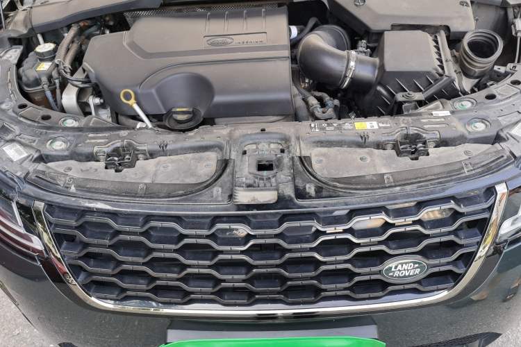 Used Land Rover Range Evoque 2021 Range Rover Velar L 249PS R-Dynamic First Edition Engine Bay