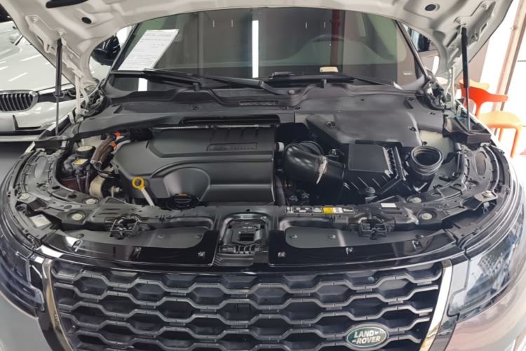 Used Land Rover Range Evoque 2021 Range Rover Velar 249 PS R-Dynamic HSE Luxury Edition Engine Bay