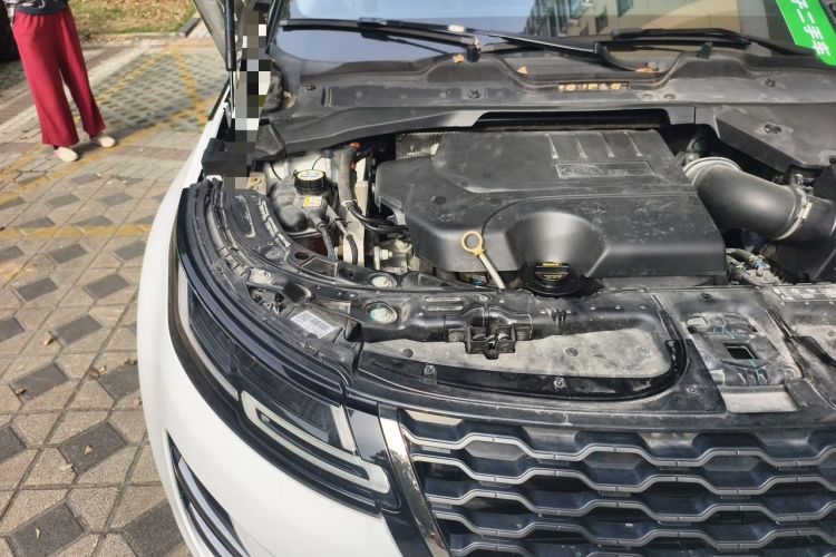 Used Land Rover Range Evoque 2021 Range Rover Evoque 200 PS R-Dynamic Standard Elite Edition Engine Bay Right