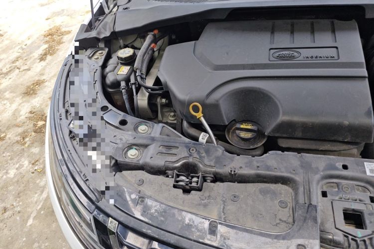 Used Land Rover Range Evoque 2021 Range Rover Velar 249 PS R-Dynamic S Performance Edition Engine Bay Right