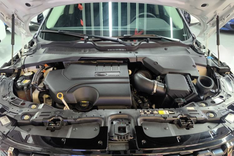 Used Land Rover Range Evoque 2021 Range Rover Velar 249 PS R-Dynamic S Performance Edition Engine Bay