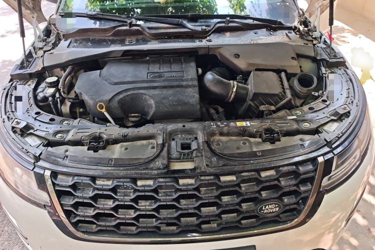 Used Land Rover Range Evoque 2021 Range Rover Velar 249 PS R-Dynamic S Performance Edition Engine Bay