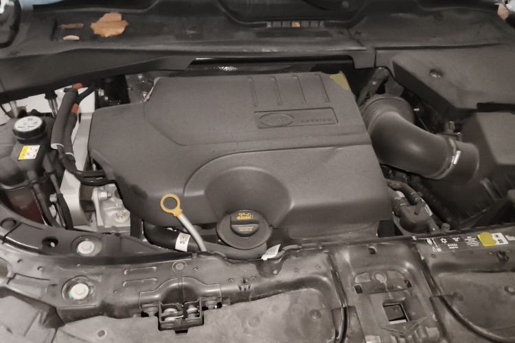 Used Land Rover Range Evoque 2021 Range Rover Velar 249 PS R-Dynamic HSE Luxury Edition Engine Bay