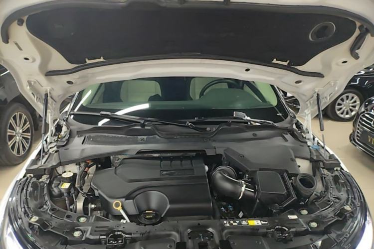 Used Land Rover Range Evoque 2021 Range Rover L 249 PS R-Dynamic SE Luxury Edition Engine Bay