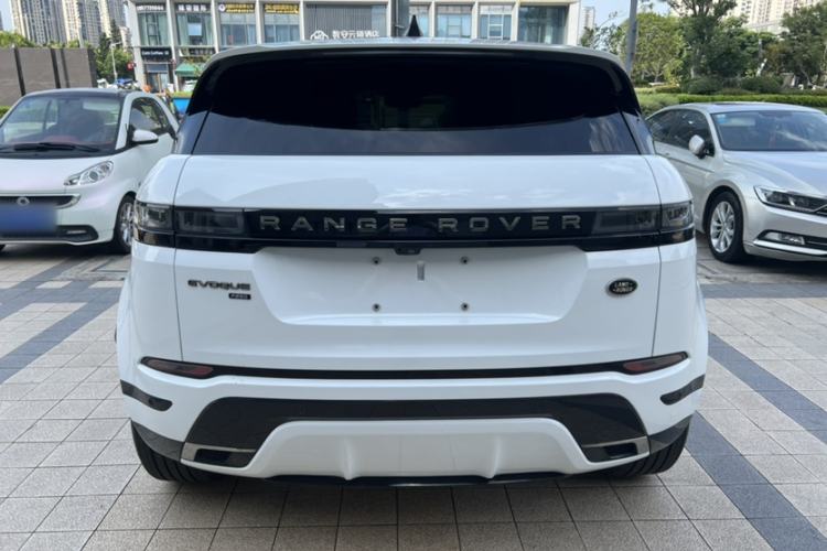 Used Land Rover Range Evoque 2021 Range Rover Velar L 249PS R-Dynamic First Edition Exterior 3