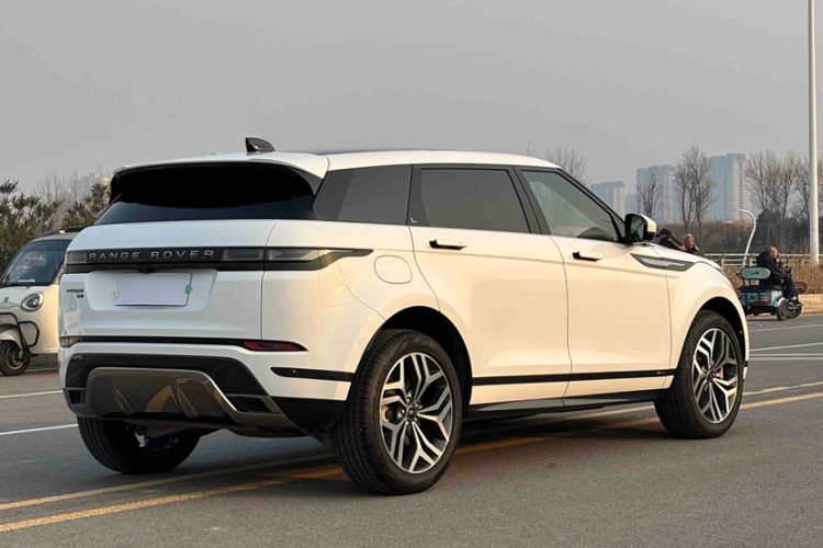 Used Land Rover Range Evoque 2021 Range Rover Velar 249 PS R-Dynamic HSE Luxury Edition Exterior 4