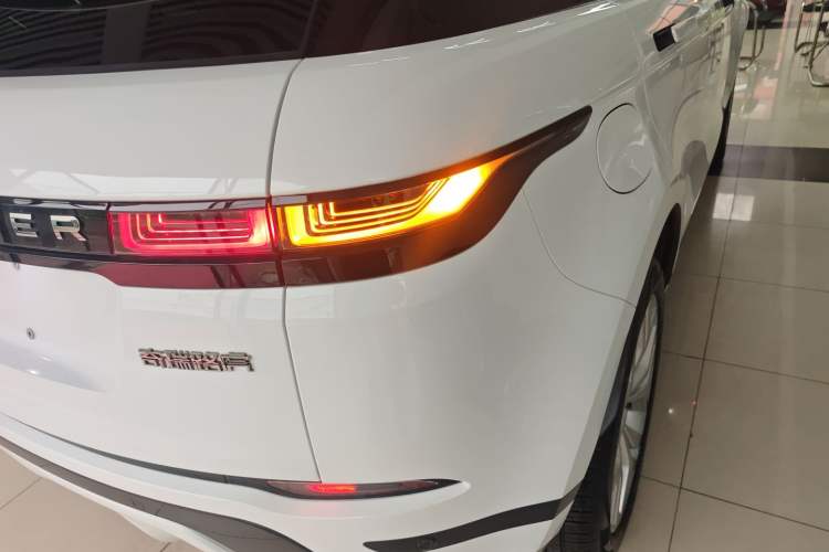 Used Land Rover Range Evoque 2021 Range Rover Evoque 200 PS R-Dynamic Standard Elite Edition Exterior 6