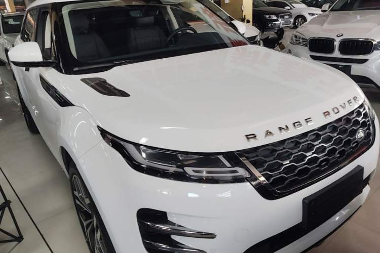 Used Land Rover Range Evoque 2021 Range Rover Velar L 249PS R-Dynamic First Edition Front Right 45 Deg