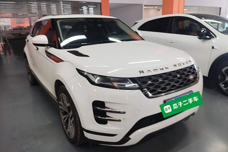 Used Land Rover Range Evoque 2021 Range Rover Velar 249 PS R-Dynamic S Performance Edition Front Right 45 Deg