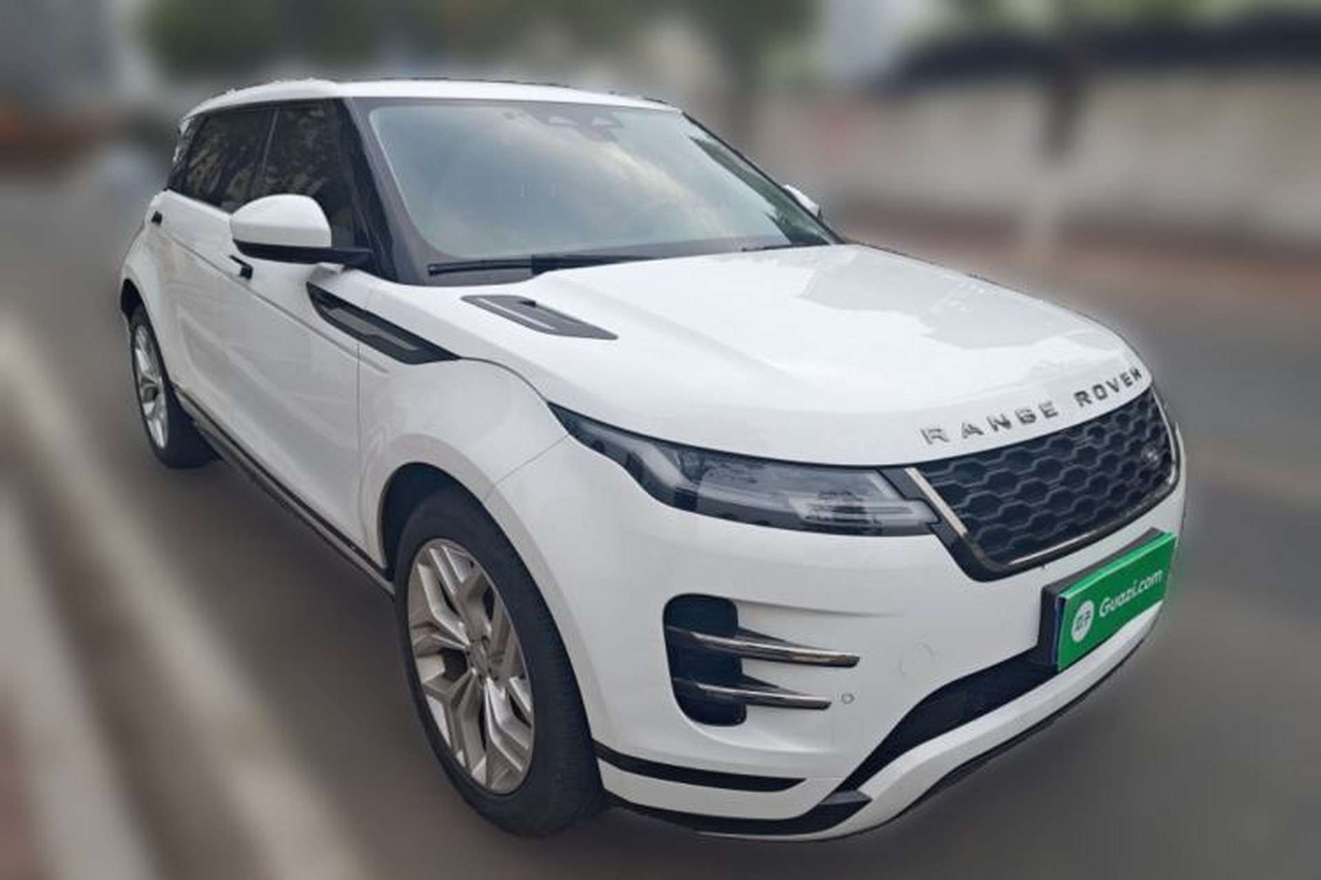 Used Land Rover Range Evoque 2021 Range Rover Evoque 200 PS R-Dynamic Standard Elite Edition Front Right 45 Deg