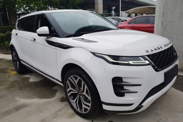 Used Land Rover Range Evoque 2021 Range Rover L 249 PS R-Dynamic SE Luxury Edition Front Right 45 Deg