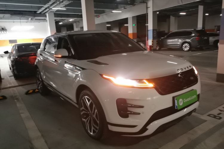 Used Land Rover Range Evoque 2021 Range Rover Velar 249 PS R-Dynamic S Performance Edition Front Right 45 Deg
