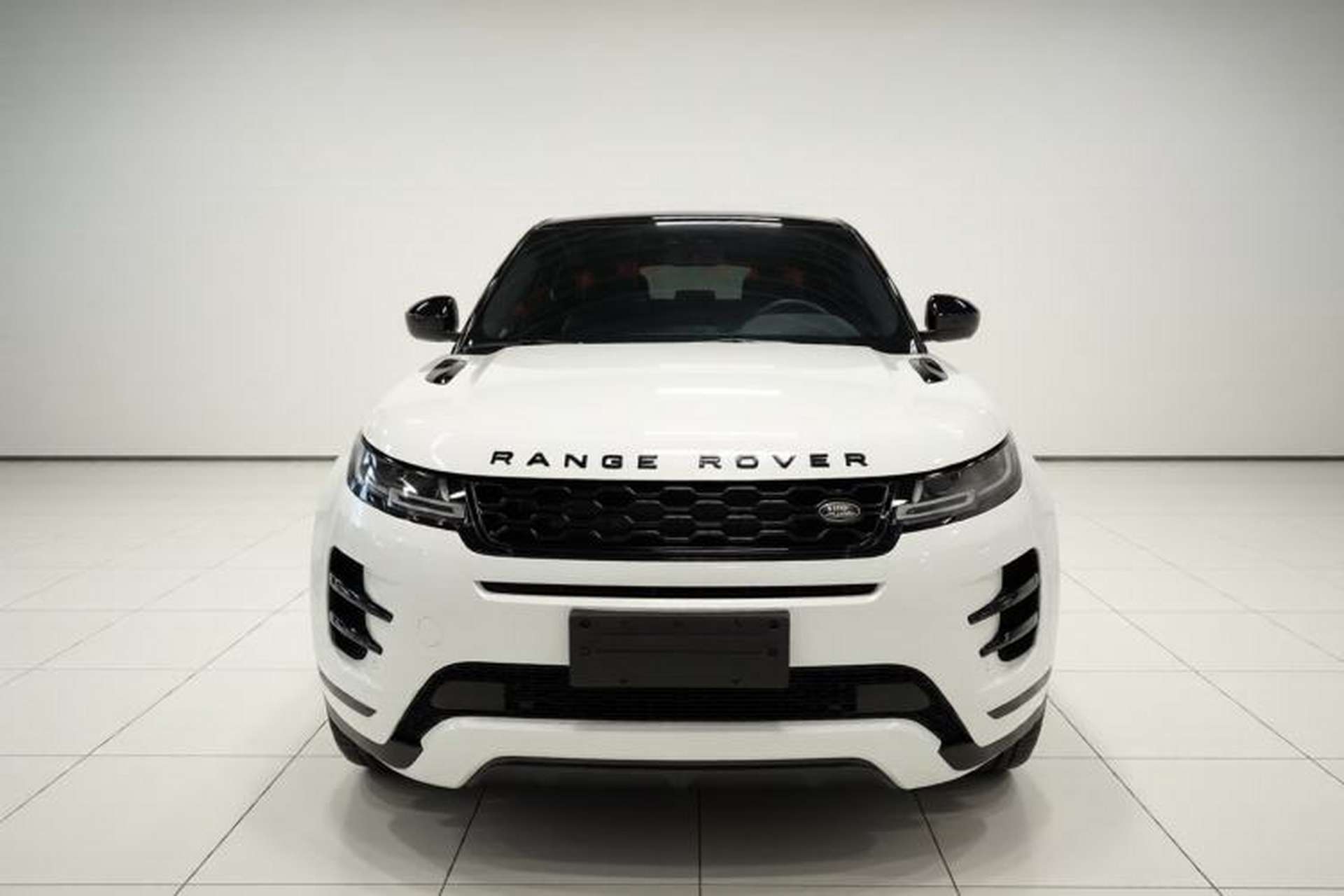 Used Land Rover Range Evoque 2021 Range Rover Velar 249 PS R-Dynamic S Performance Edition Front