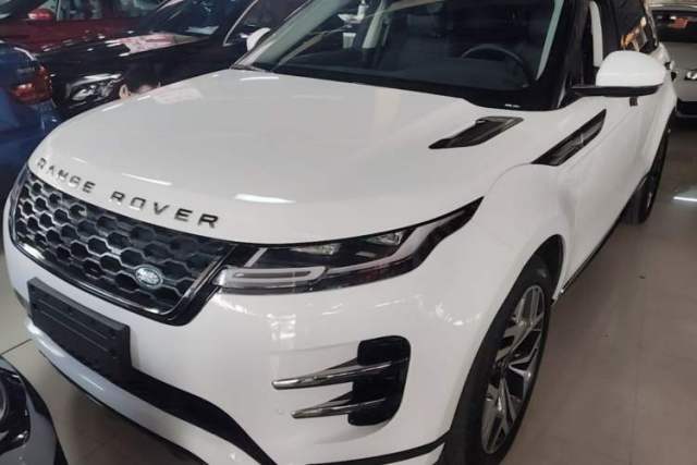 Ojetý Land Rover Range Evoque 2021 Range Rover Velar L 249PS R-Dynamic First Edition