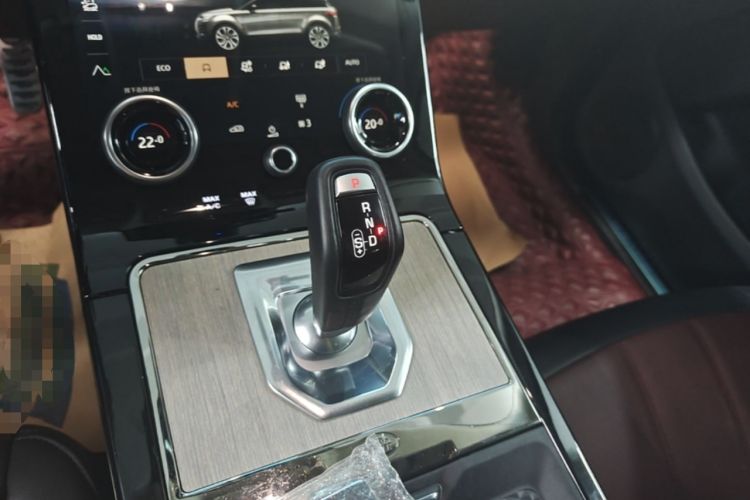 Used Land Rover Range Evoque 2021 Range Rover L 249 PS R-Dynamic SE Luxury Edition Gear Lever