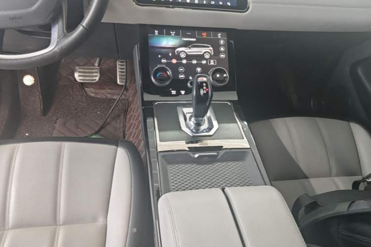 Used Land Rover Range Evoque 2021 Range Rover Velar 249 PS R-Dynamic S Performance Edition Gear Lever