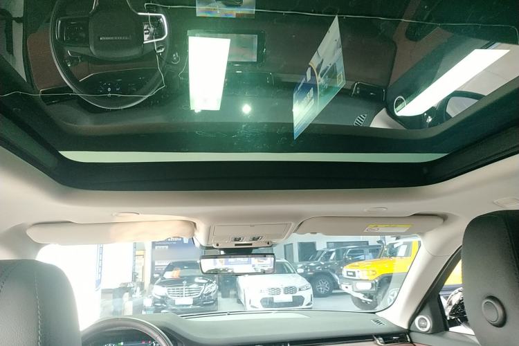 Used Land Rover Range Evoque 2021 Range Rover Velar 249 PS R-Dynamic HSE Luxury Edition Headliner