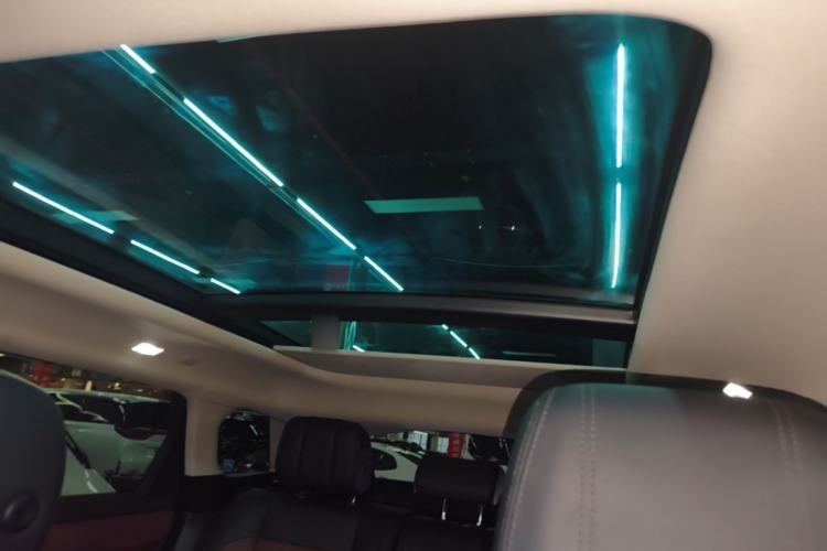 Used Land Rover Range Evoque 2021 Range Rover L 249 PS R-Dynamic SE Luxury Edition Headliner